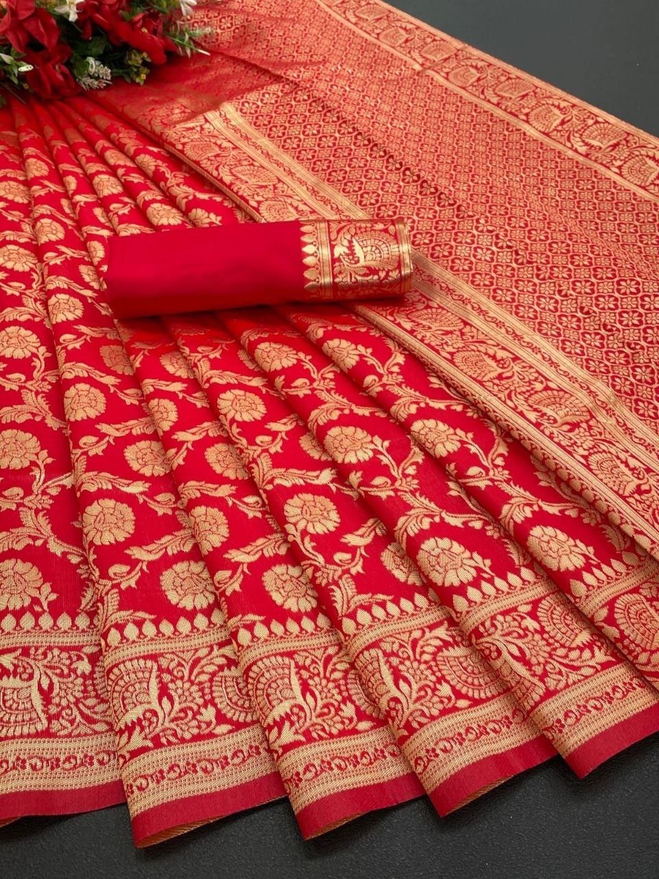 The Saree Story: Weaving Generations of Grace and Memory