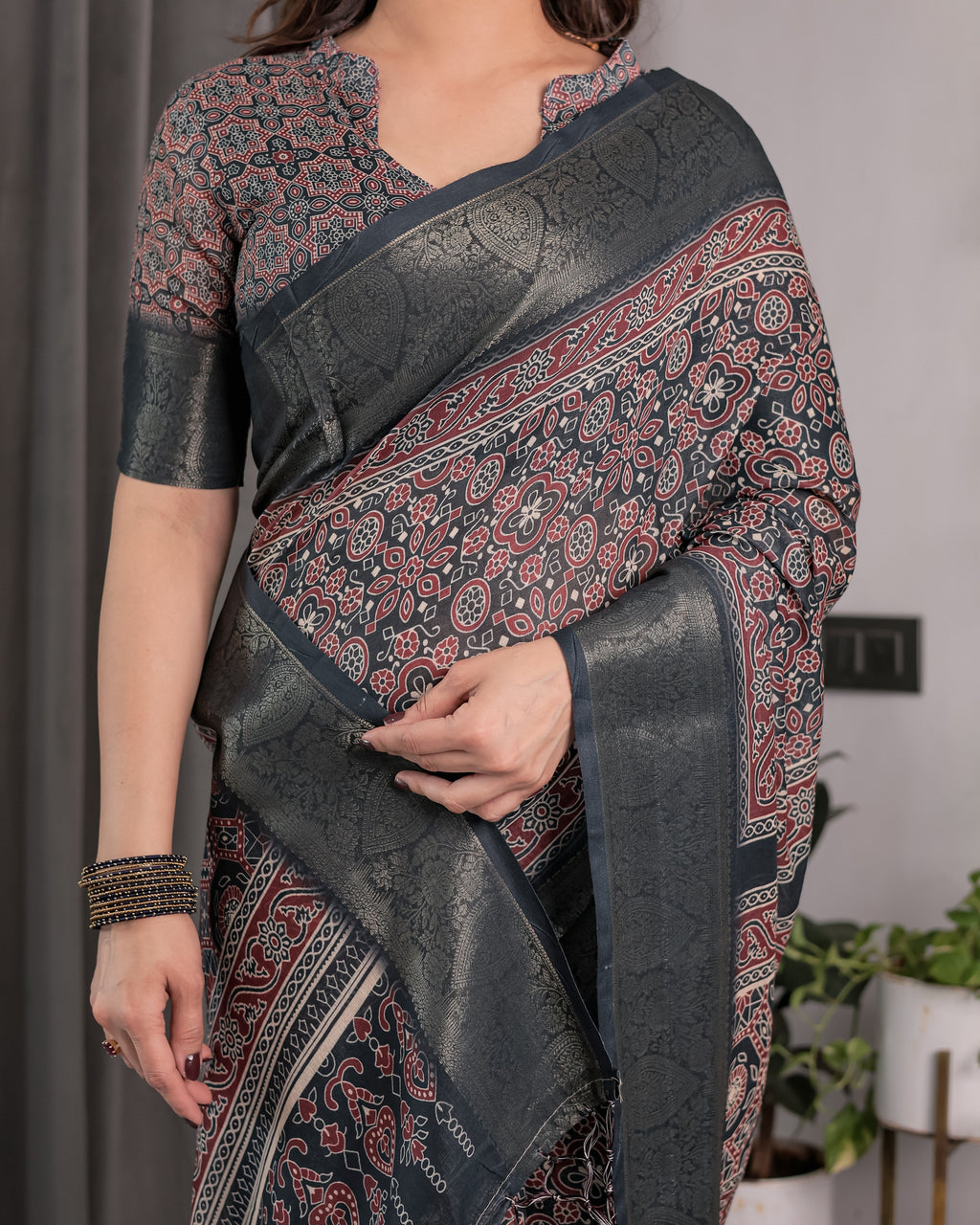 Charcoal Black Handloom Linen Saree with Traditional Ajrakh-Inspired Print & Tassels | 5.5m Saree + 0.8m Blouse Piece | Zari Border