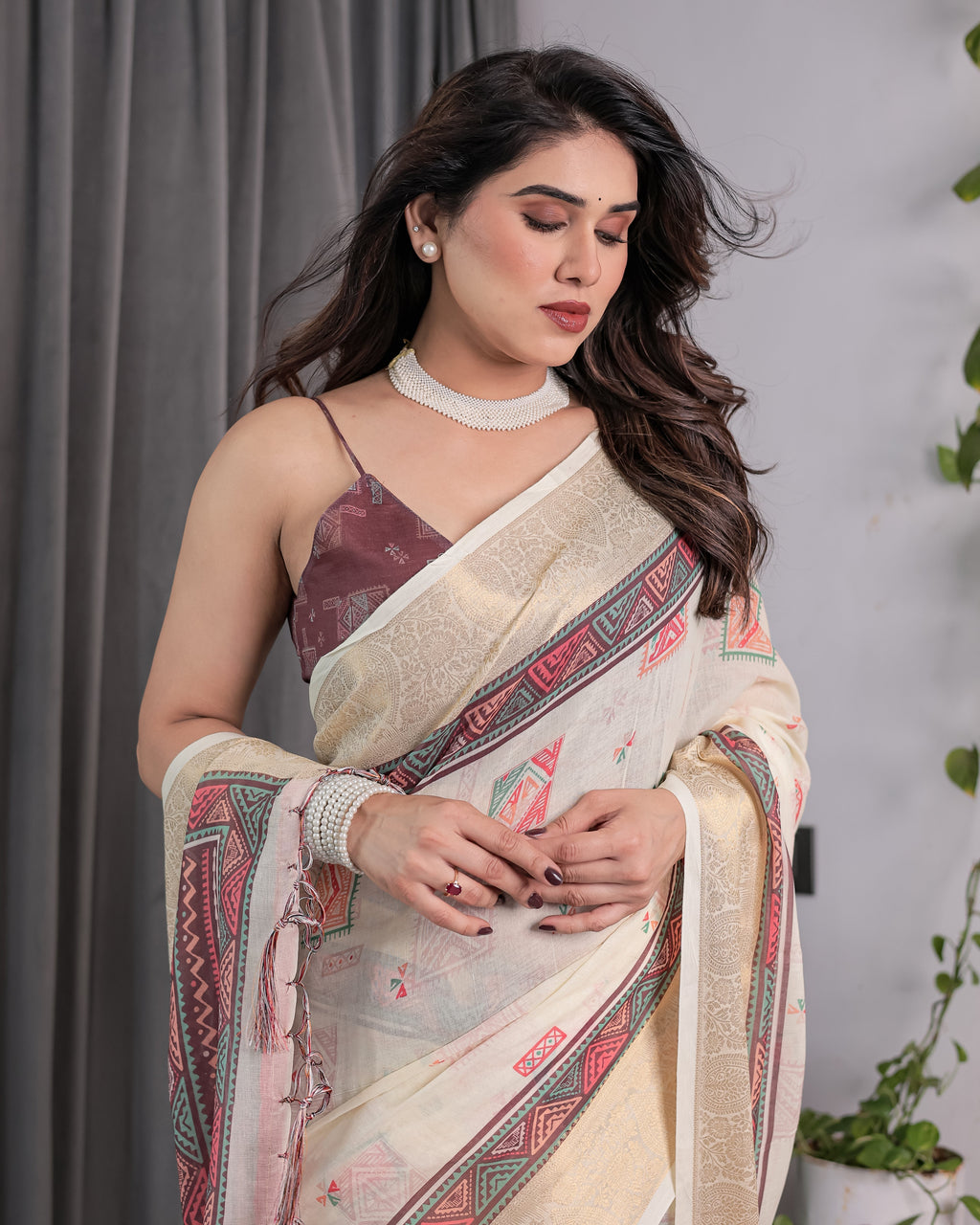 Ivory Handloom Linen Saree with Maroon Tribal Digital Print & Zari Border | Ethnic Chic | 5.5m Saree + 0.8m Blouse