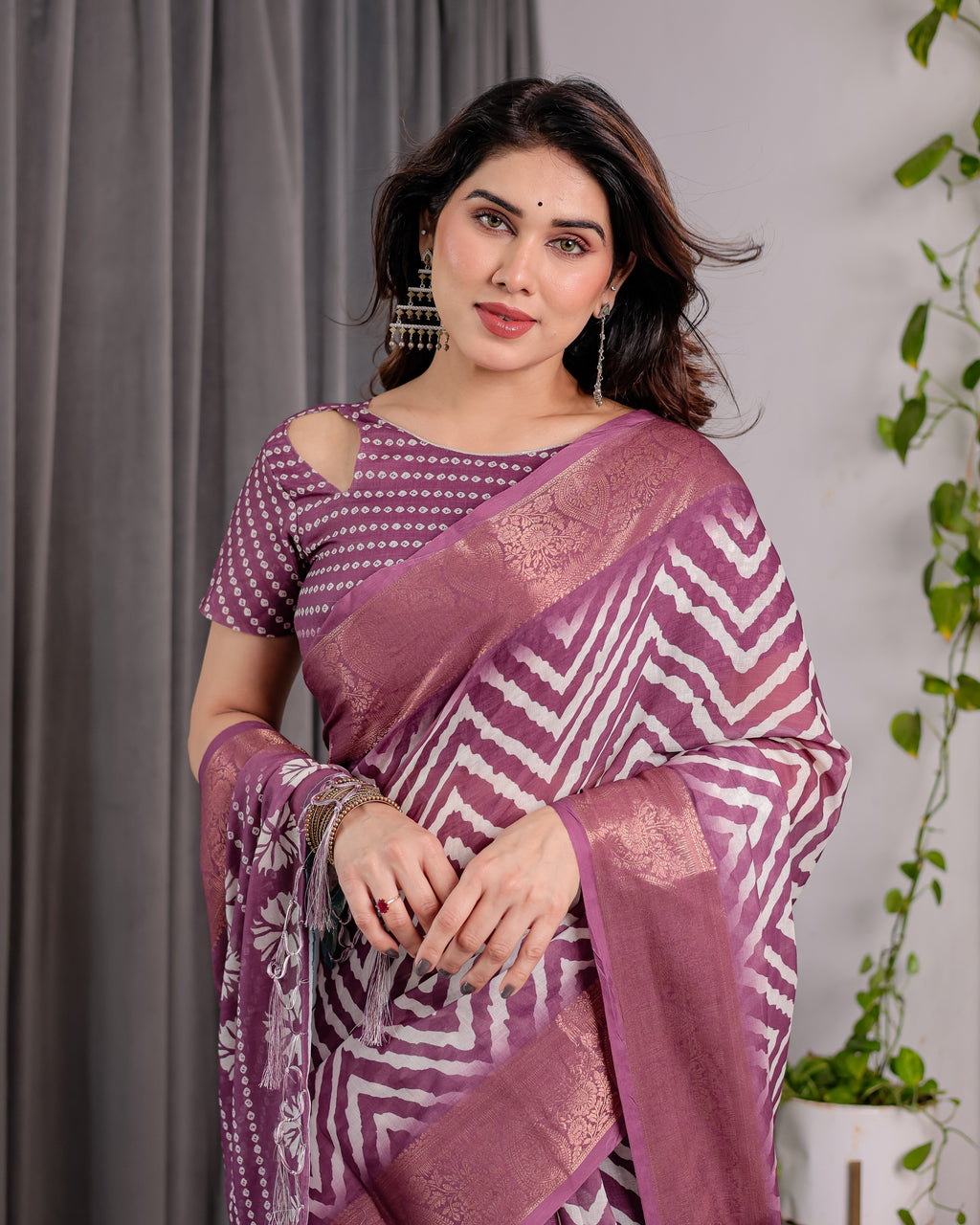 Plum Purple Handloom Linen Saree with Zigzag & Floral Motifs | Zari Border & Tassels | 5.5m Saree + 0.8m Blouse Piece