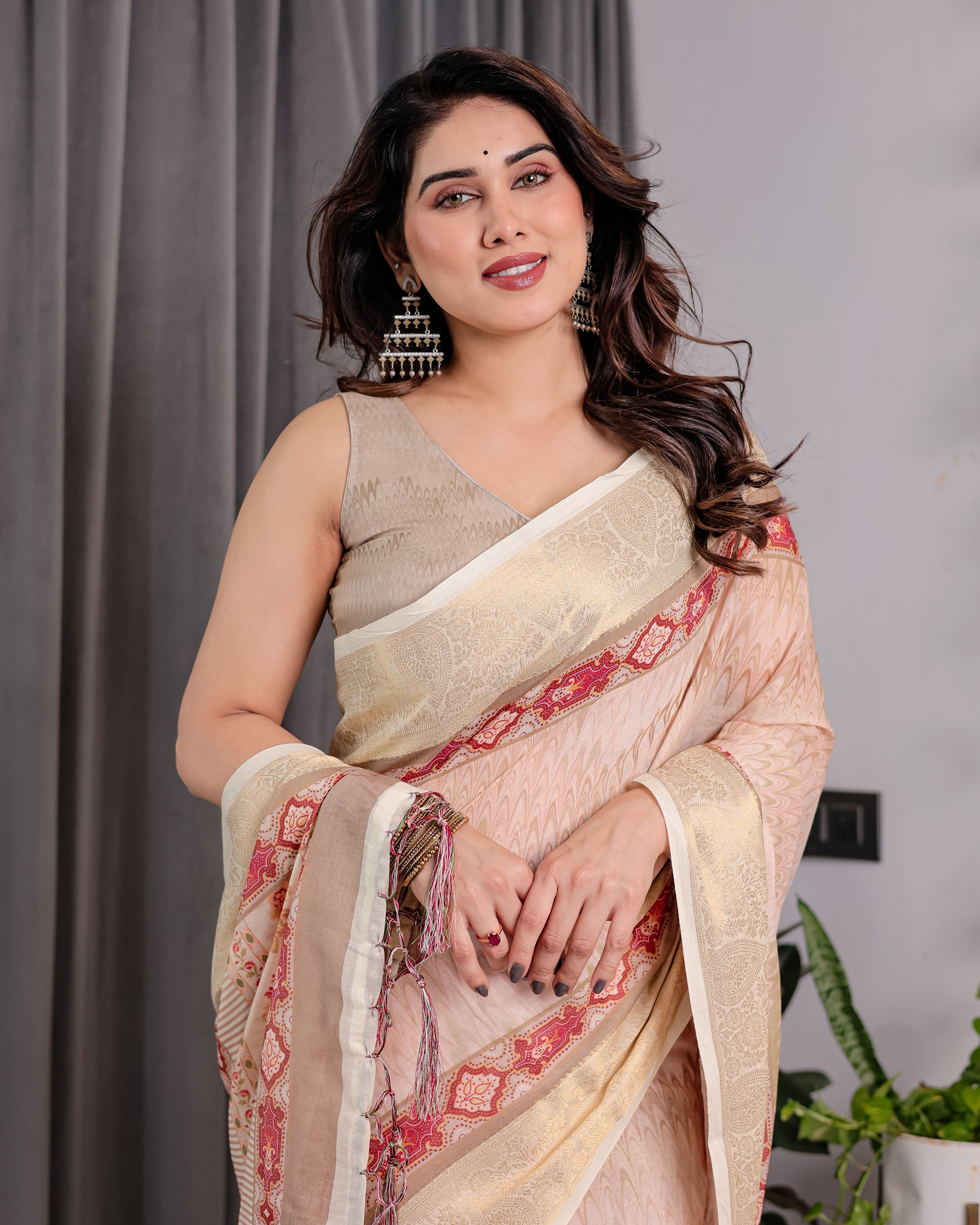 Blush Beige Handloom Linen Saree with Zigzag Weave & Floral Pallu | Zari Border & Tassels | 5.5m Saree + 0.8m Blouse